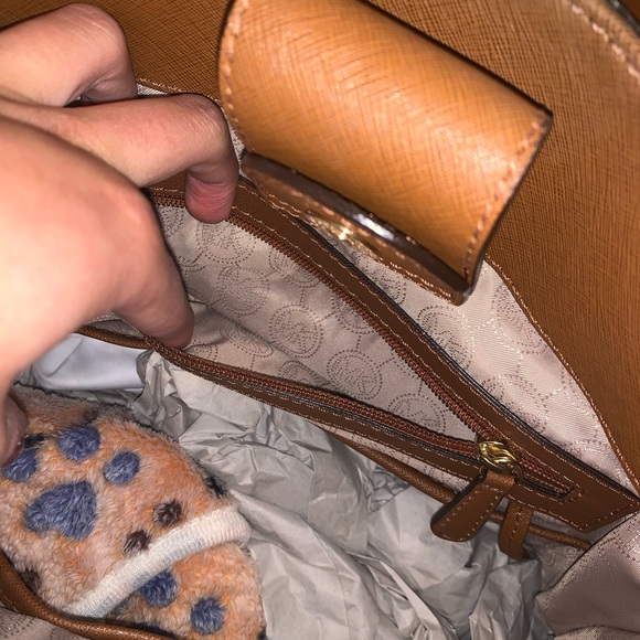 Michael Kors Hamilton Satchel Large Purse - Picture 6 of 7